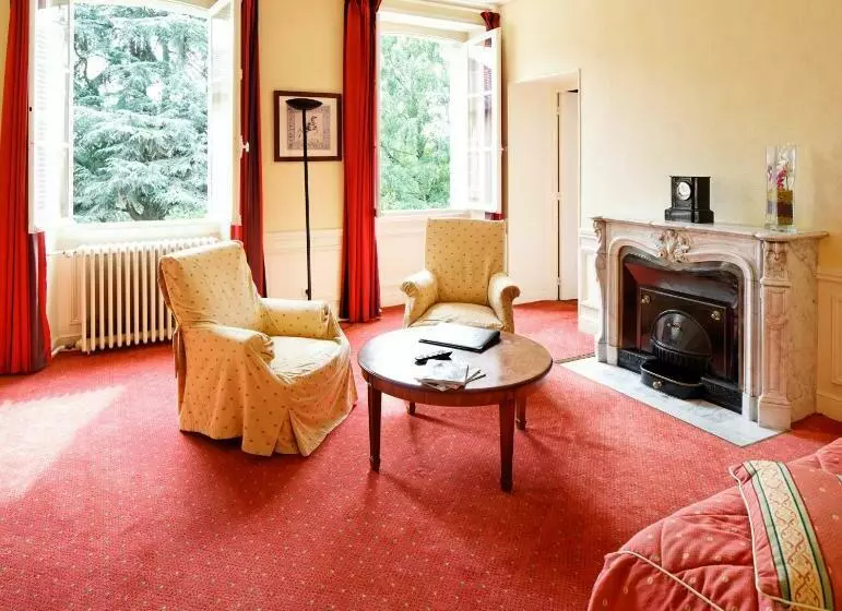 فندق Hôtel La Petite Verrerie