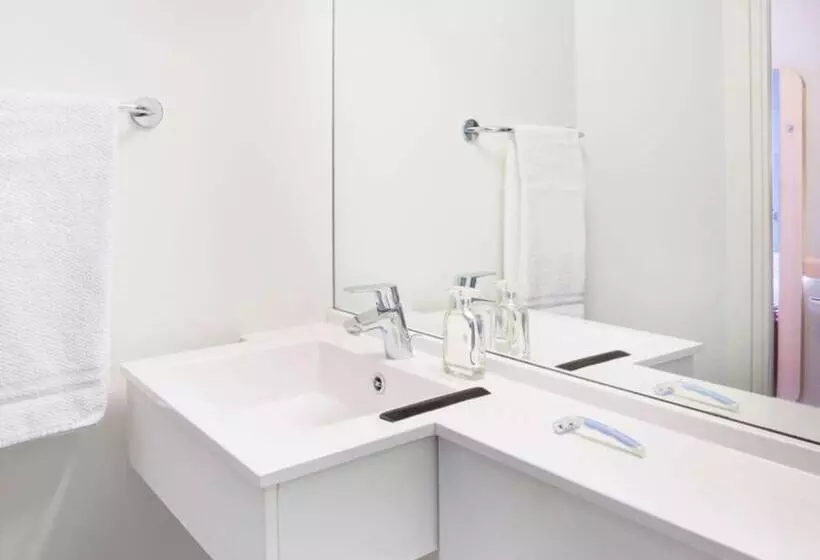 ホテル Ibis Budget Thonon Les Bains