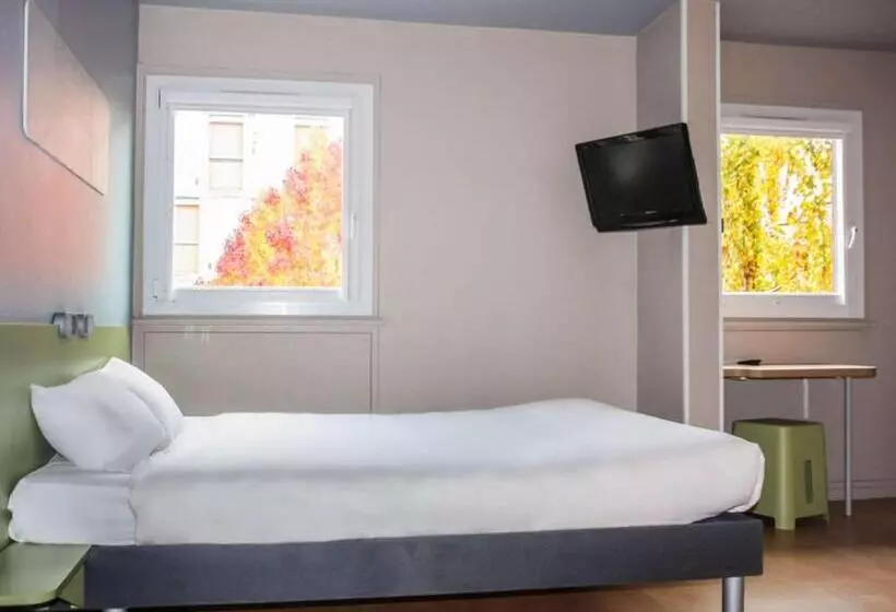 ホテル Ibis Budget Thonon Les Bains