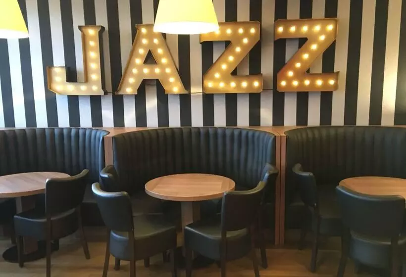 فندق Kyriad Creteil  Bonneuil Sur Marne