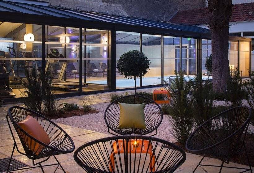 בית מלון כפרי Oceania Le Jura Dijon