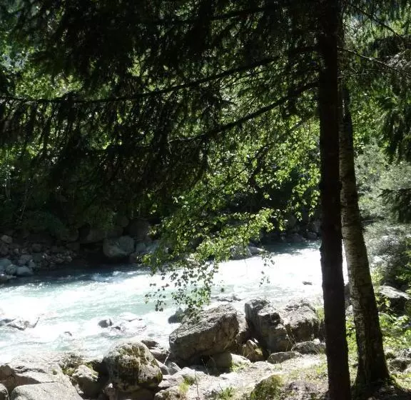 Отель Chateau De La Muzelle