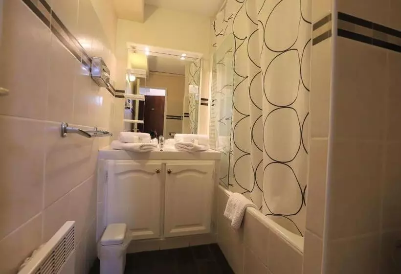 هتل Des Tuileries