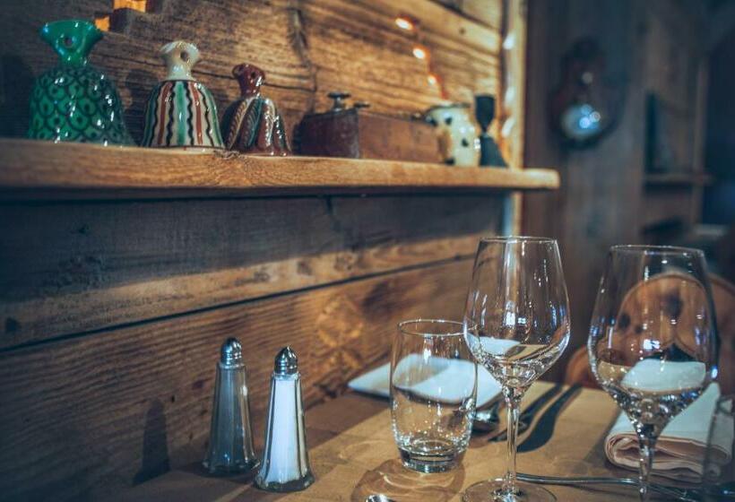 هتل Hôtel Le Sherpa Val Thorens