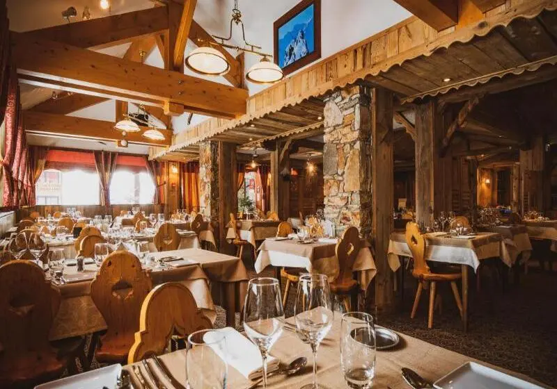 هتل Hôtel Le Sherpa Val Thorens