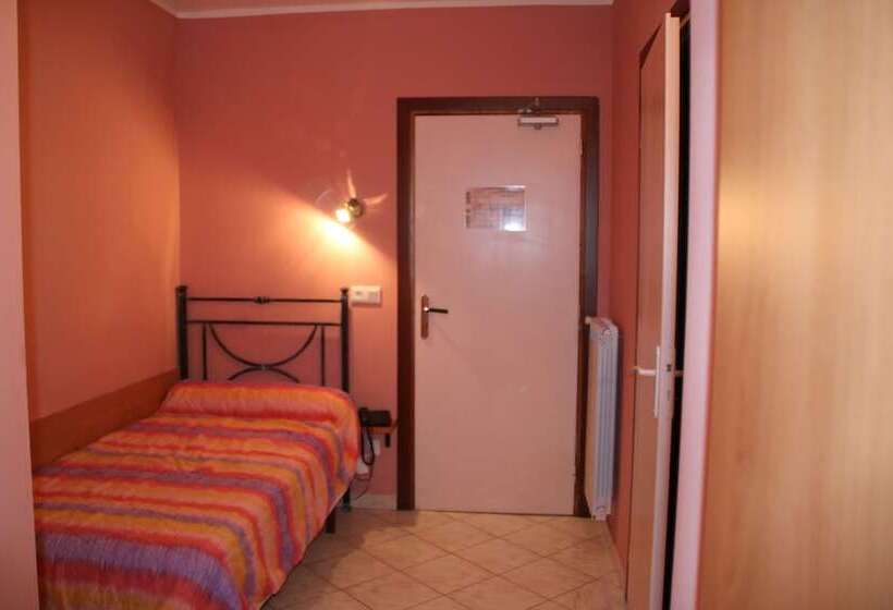 בית מלון כפרי Hôtel Lutetia