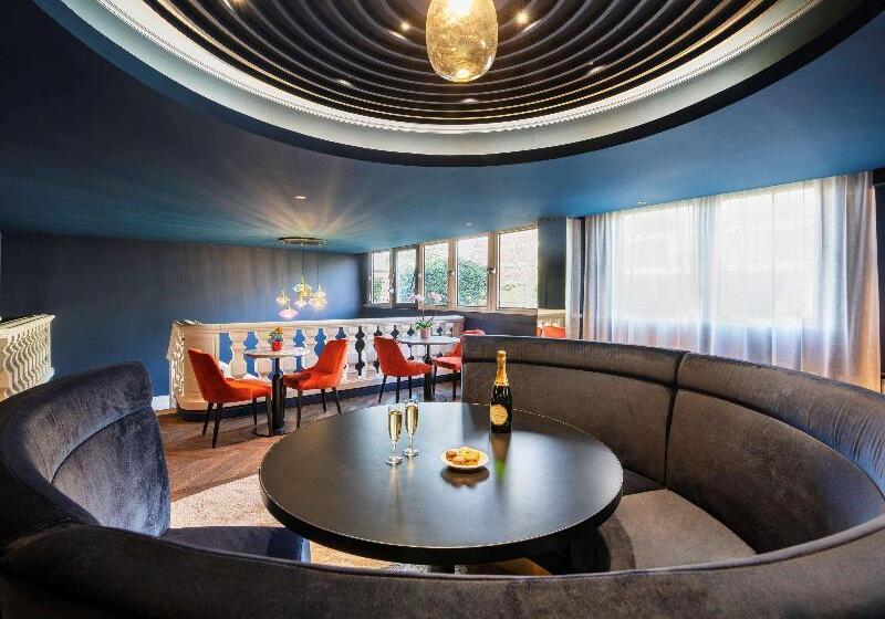 هتل Mercure Versailles Paris Ouest