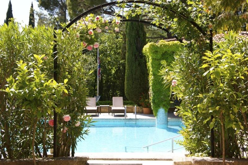 Le Vallon De Valrugues Hotel Spa & Villas