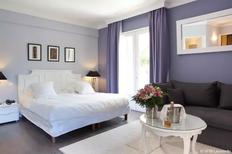 Le Vallon De Valrugues Hotel Spa & Villas