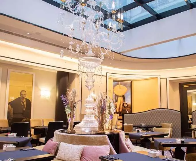 ホテル Maison Astor Paris, Curio Collection By Hilton