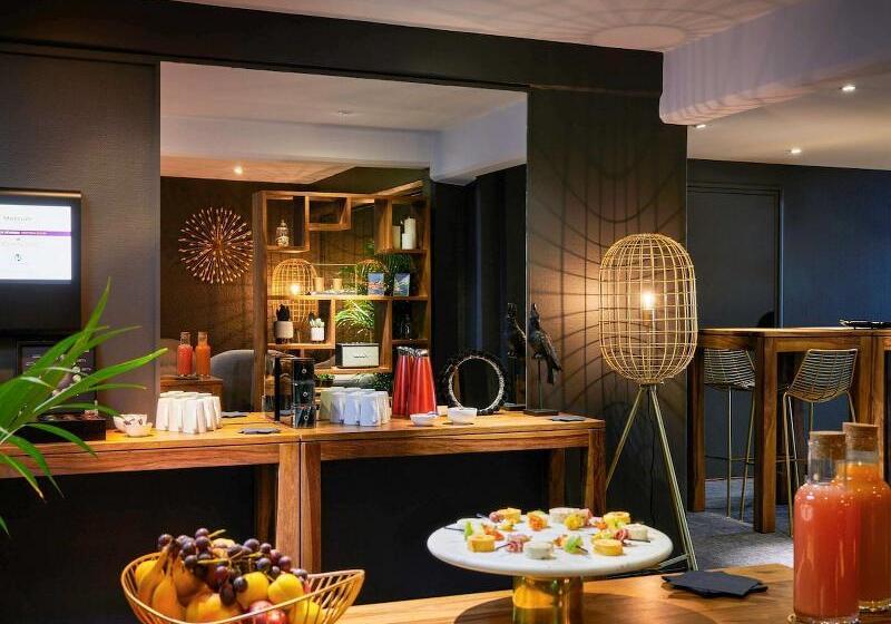 هتل Mercure Paris 15 Porte De Versailles