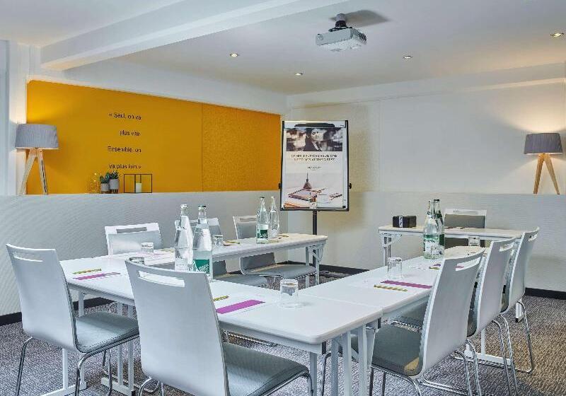 هتل Mercure Paris 15 Porte De Versailles