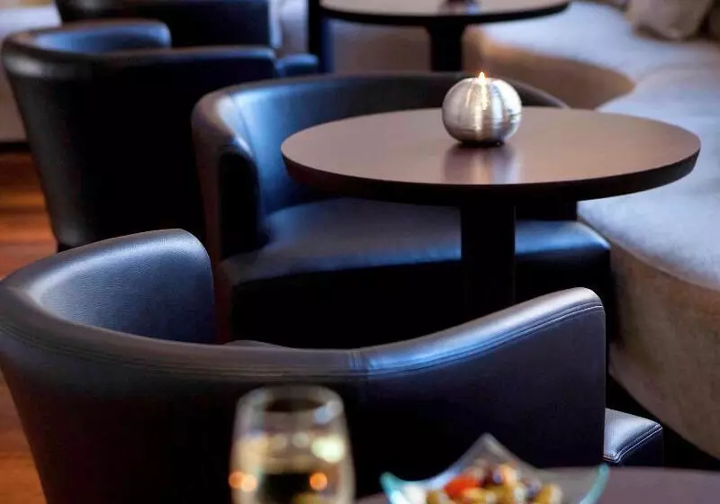 ホテル Mercure Paris 15 Porte De Versailles