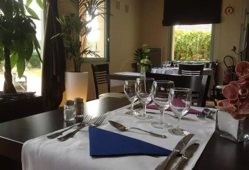 ホテル Mont Vernon