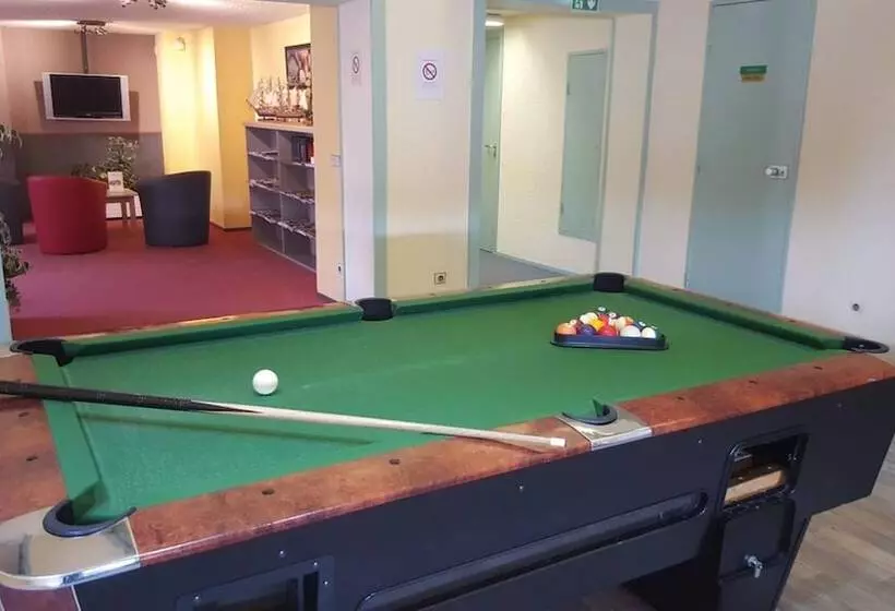 ホテル Mont Vernon