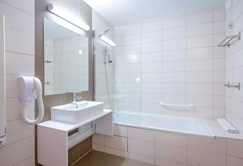 Hotel Sowell Residences New Chastillon