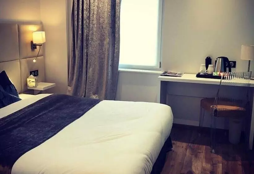 Отель De La Paix