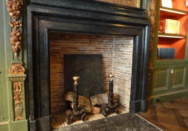 هتل Du Vieux Marais