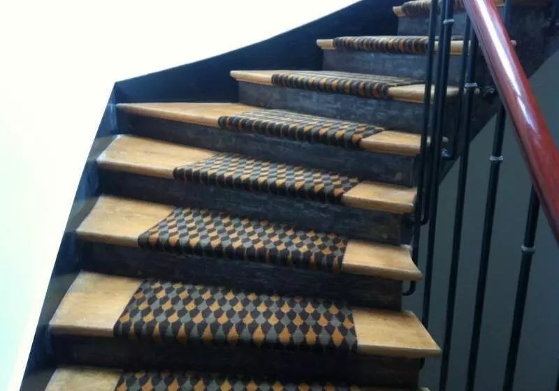 هتل Du Vieux Marais