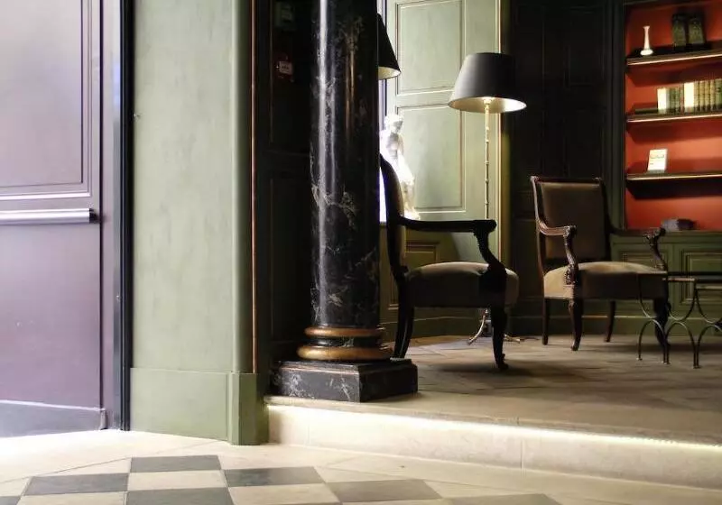 هتل Du Vieux Marais