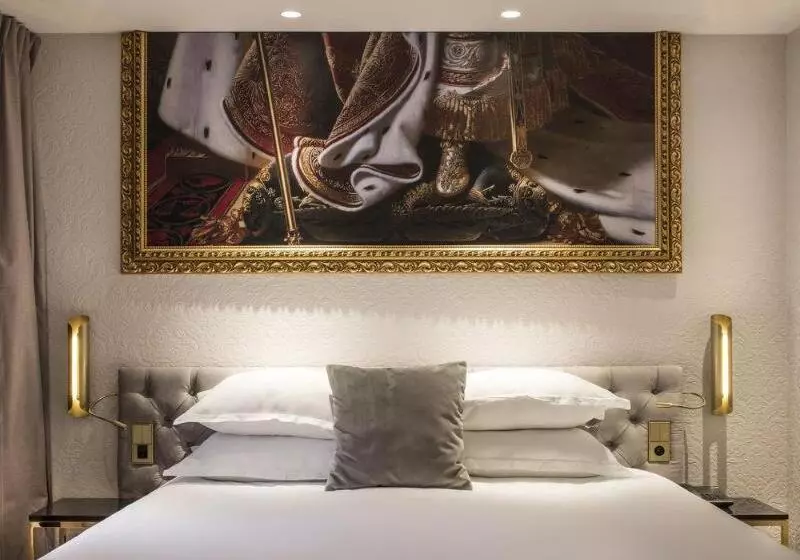 ホテル Eiffel Petit Louvre