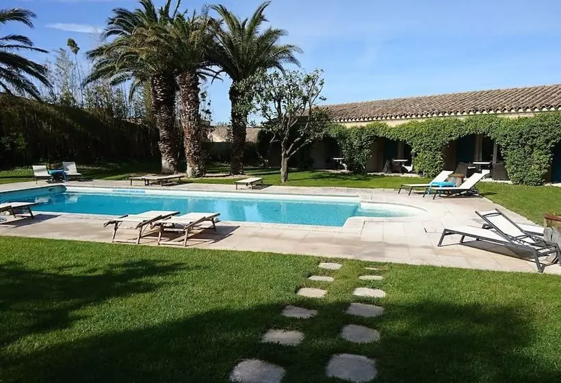 호텔 Le Pré Des Baux