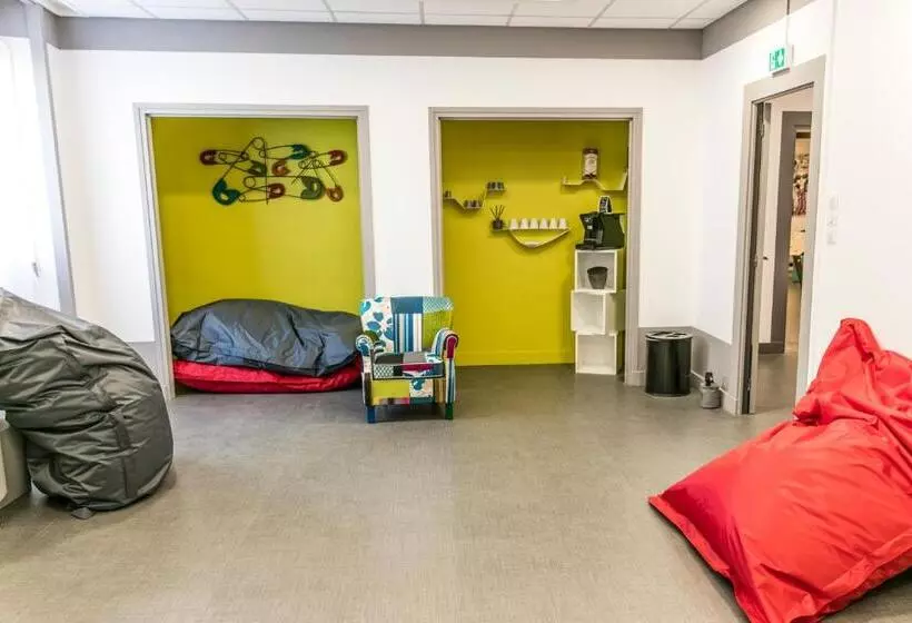 هتل Mercure Lyon Centre Château Perrache