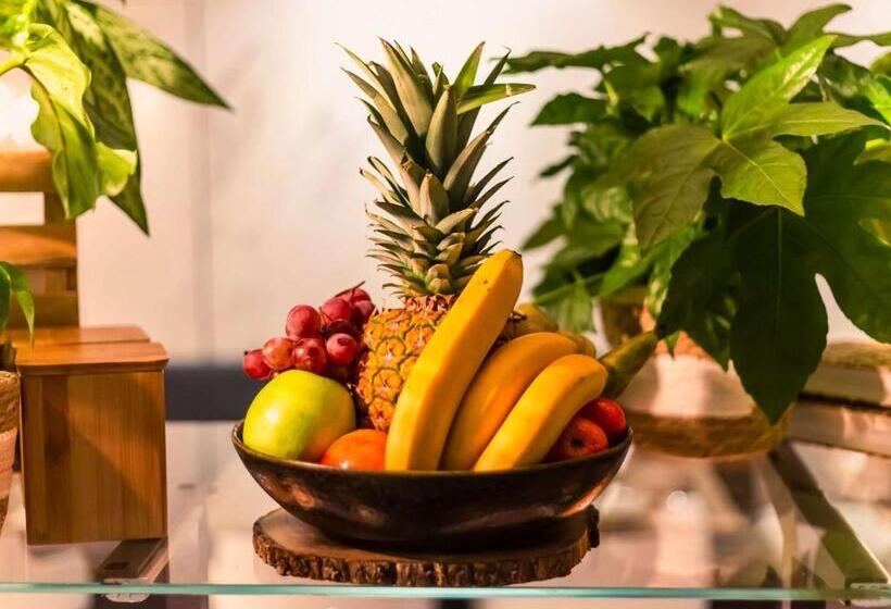 هتل Mercure Paris Alesia