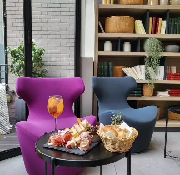 هتل Mercure Paris Alesia