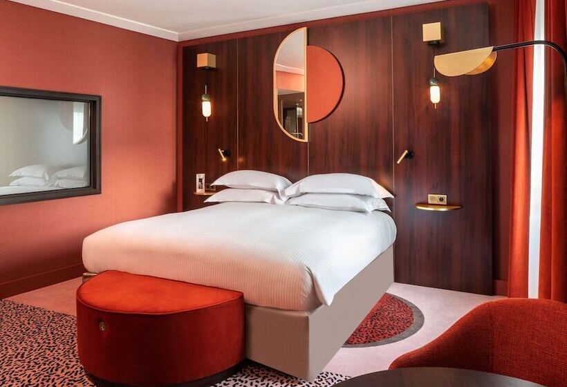 هتل Nest Paris La Défense   Mgallery