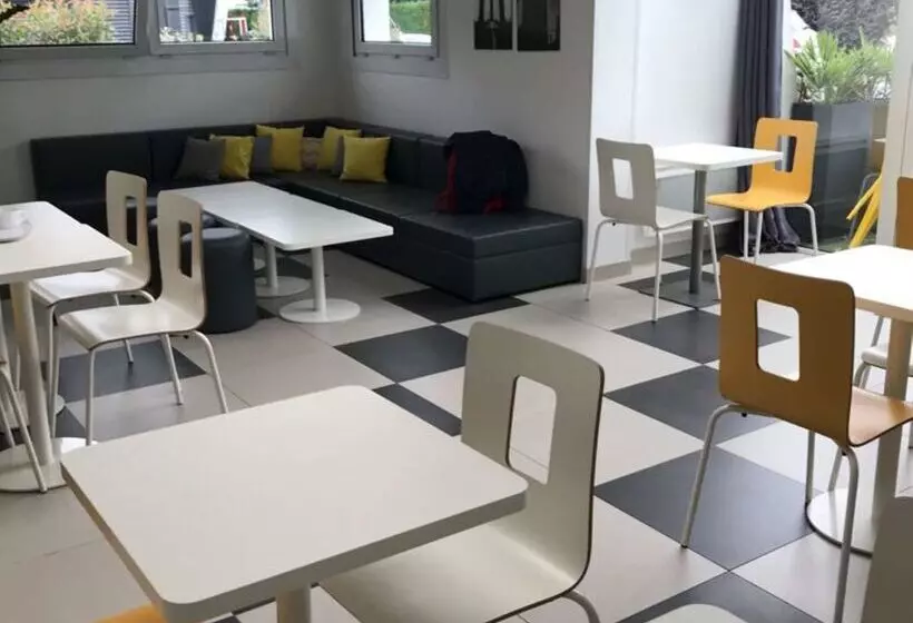 فندق Premiere Classe Rennes Sud Est