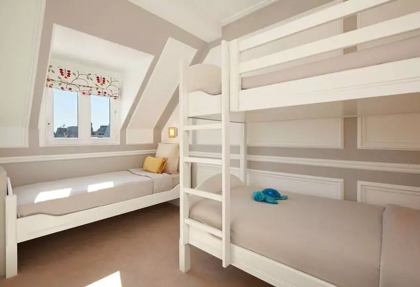 Hôtel Regina Louvre