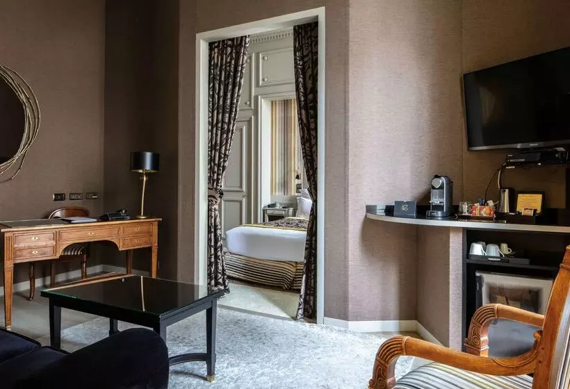 Regent S Garden Astotel