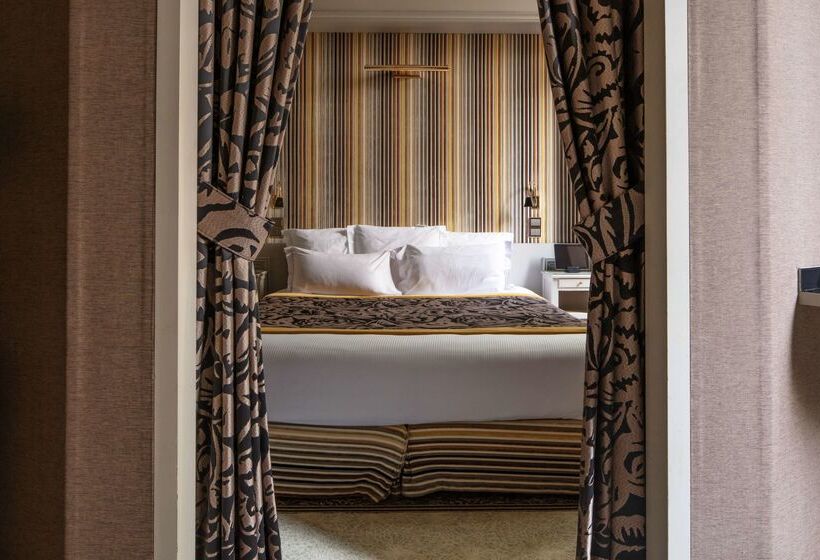 Regent S Garden Astotel