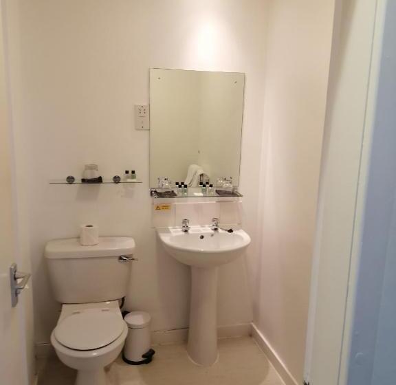 فندق Eight Acres