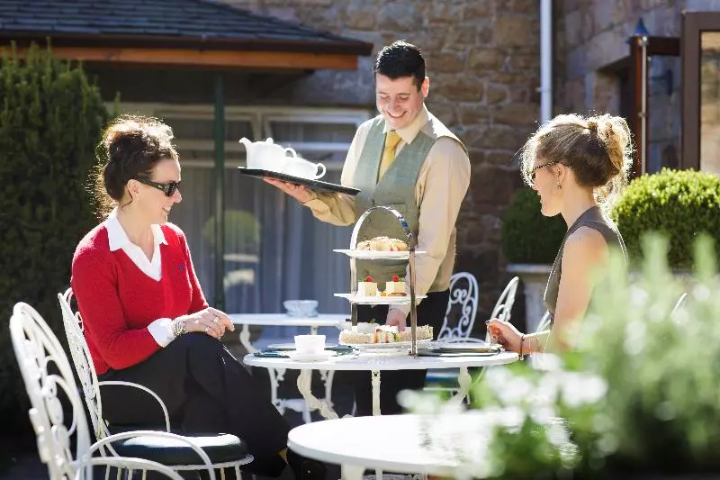 Отель Greenhills Country House