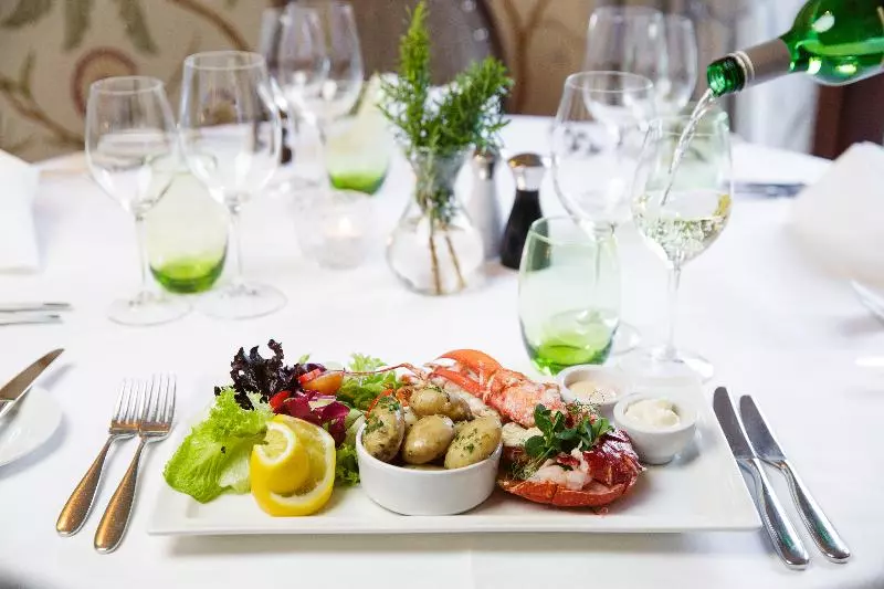 Отель Greenhills Country House