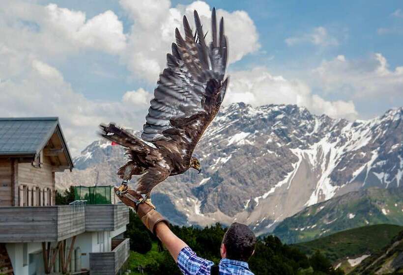 Park Hotel Sonnenhof   Relais & Châteaux