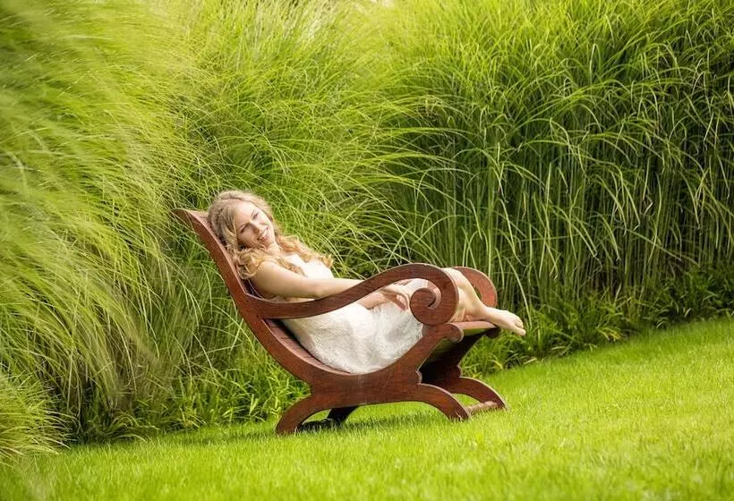 Park Hotel Sonnenhof   Relais & Châteaux