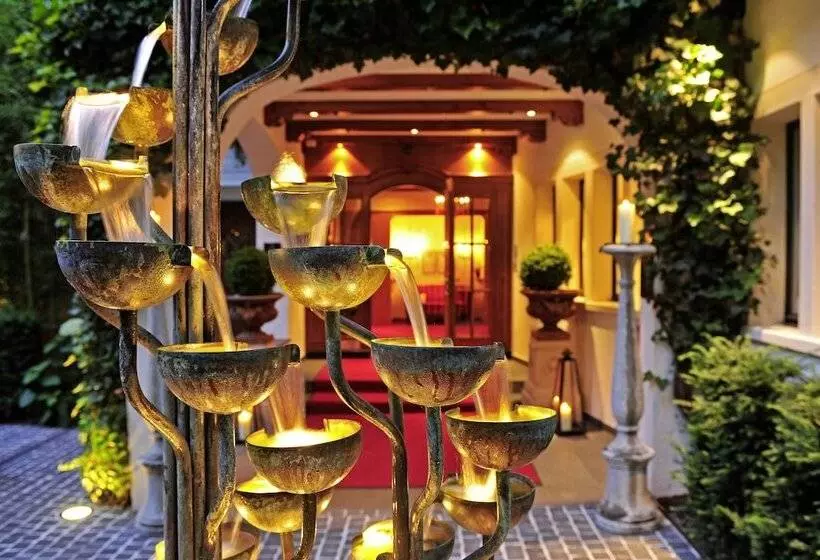 Park Hotel Sonnenhof   Relais & Châteaux