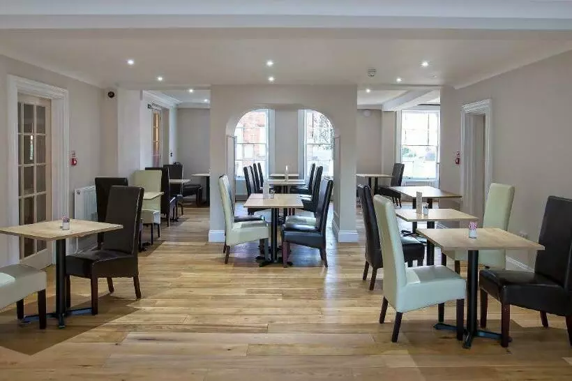 Hotel The Bishops Table