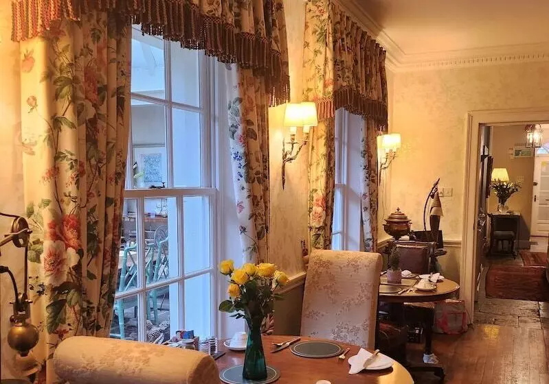 호텔 The Casterbridge