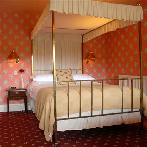 Thr Golden Pheasant Hotel