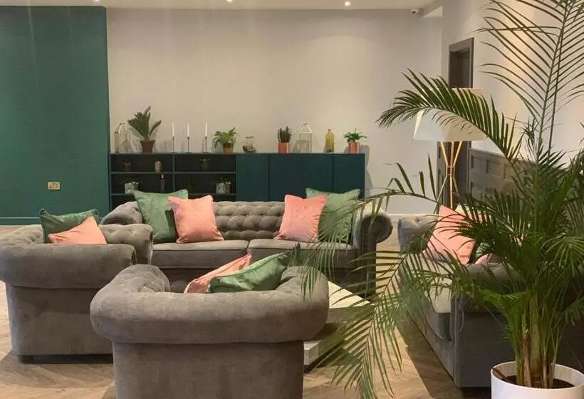 فندق Wildes Inns