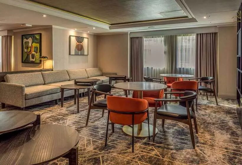 בית מלון כפרי Hilton London Watford