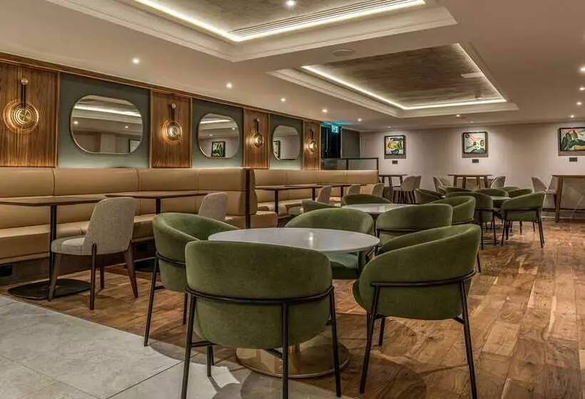 בית מלון כפרי Hilton London Watford