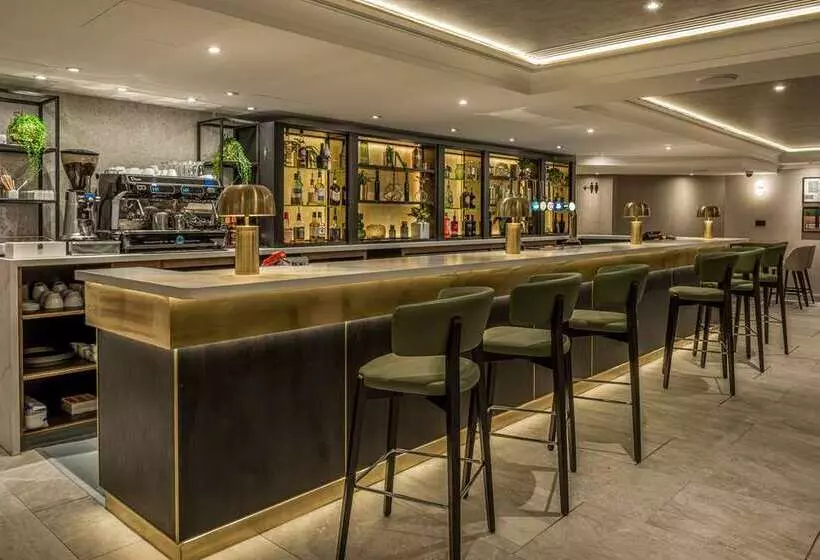 בית מלון כפרי Hilton London Watford