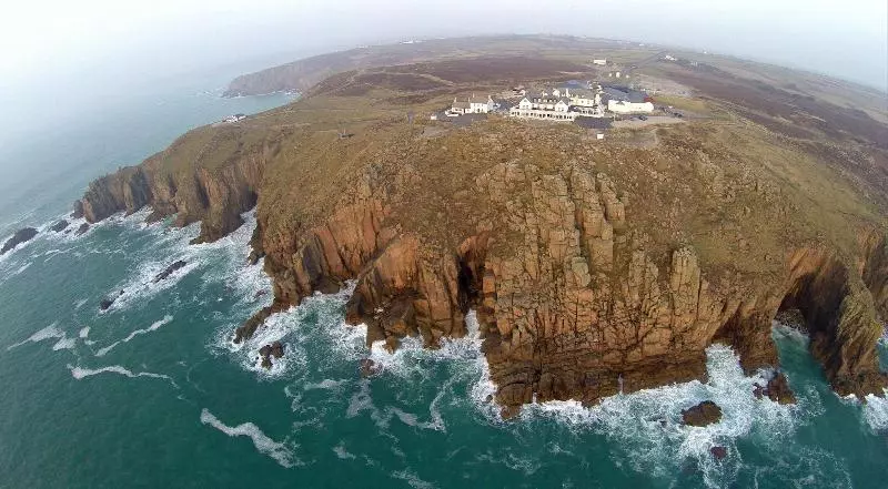 Hotel The Land S End