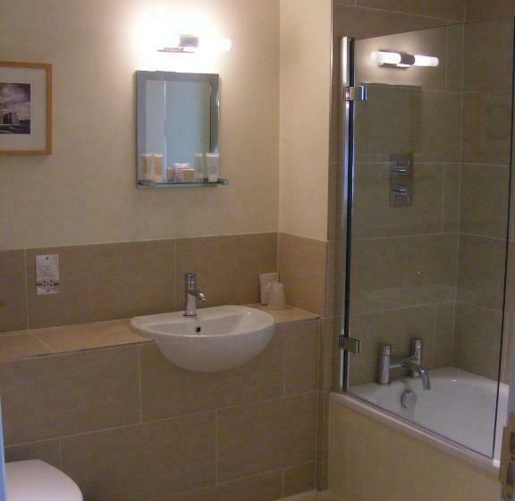 فندق The Marquess Of Exeter