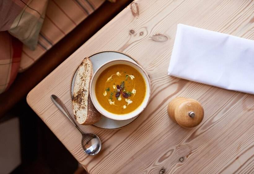 فندق The Marquess Of Exeter